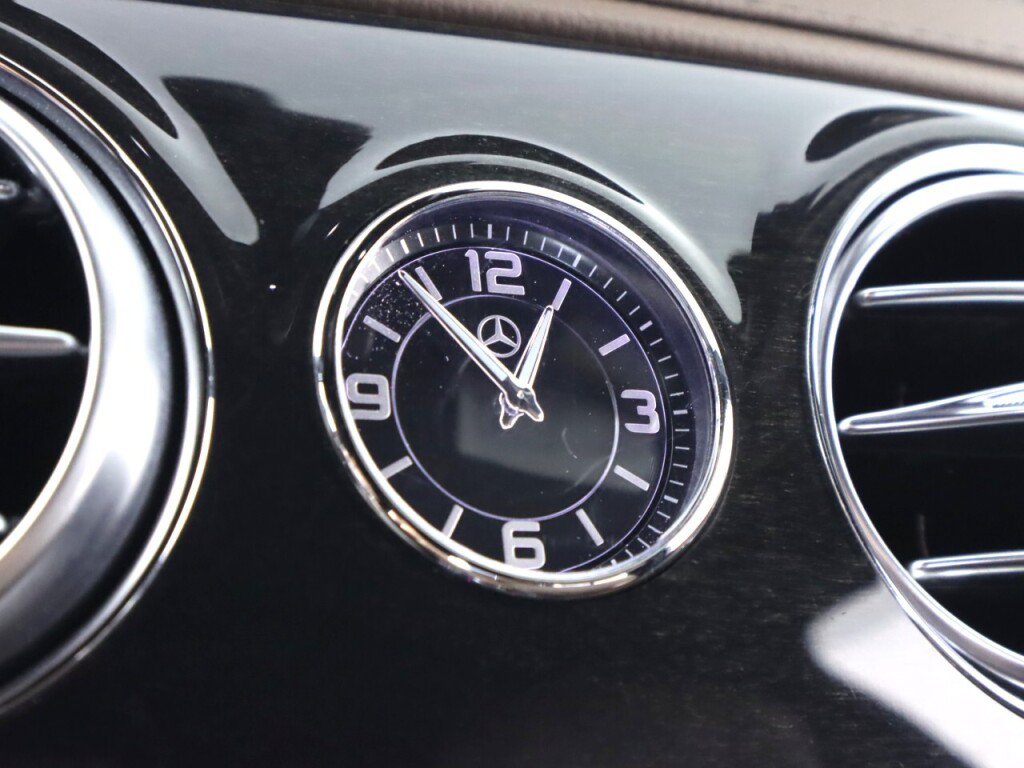 Used 2018 Mercedes-Benz S 560 4MATIC Sedan image 24