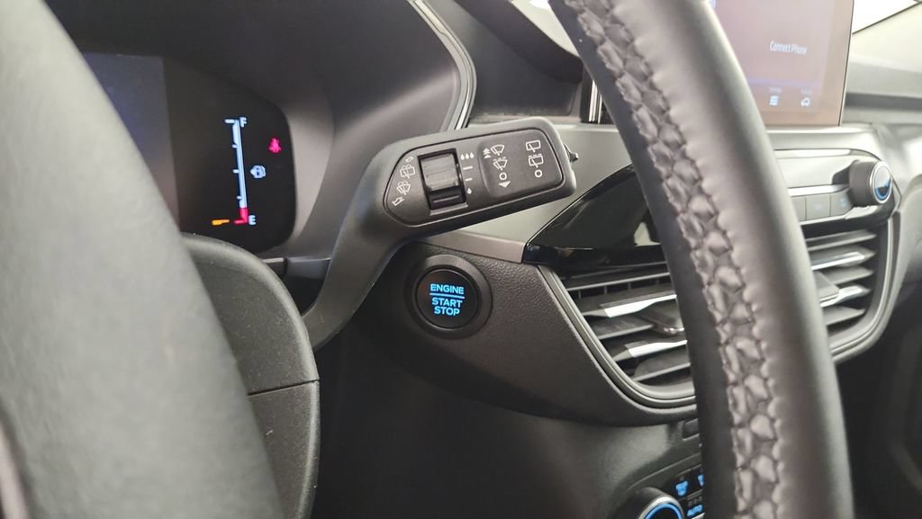 Used 2023 Ford Escape Active AWD/4WD image 21