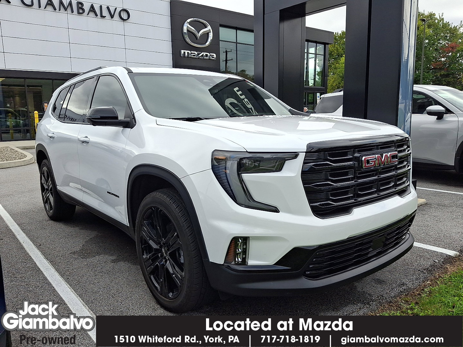 Used 2025 GMC Acadia Elevation w/ Elevation Premium Package
