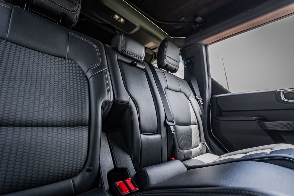 Used 2024 Ford Bronco Raptor image 39