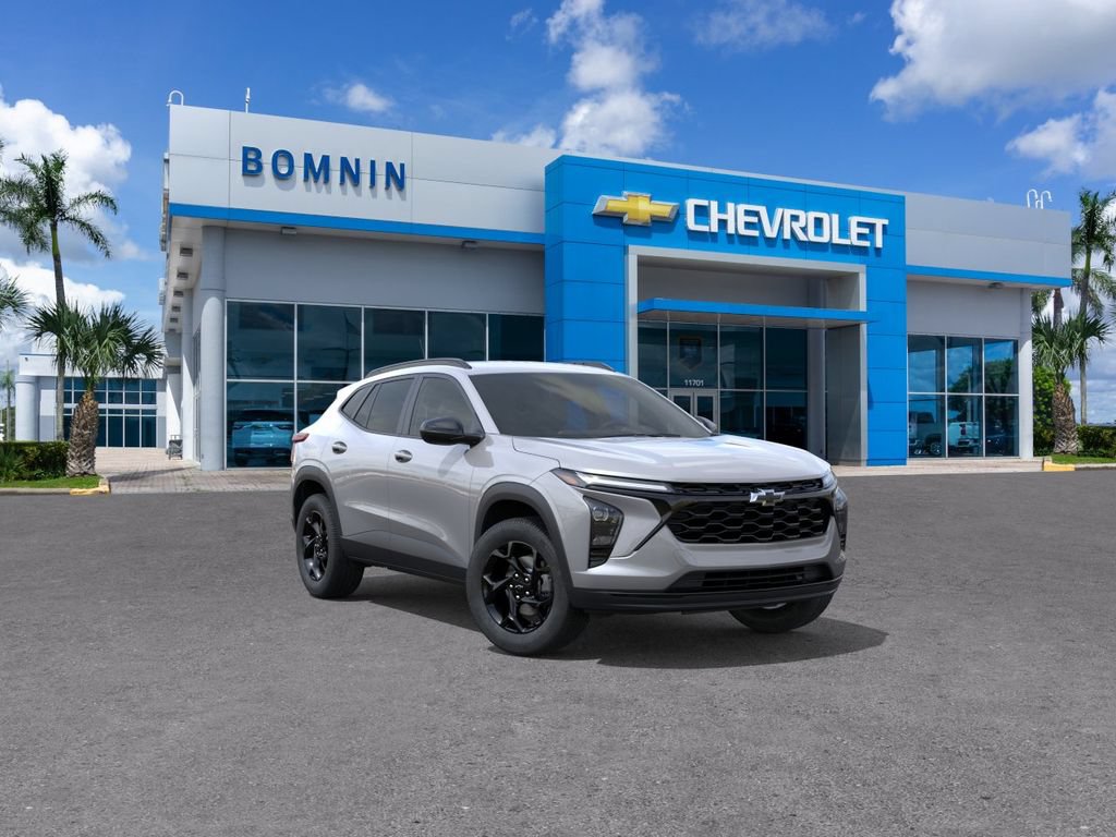 New 2026 Chevrolet Trax LT w/ Midnight Edition FWD image 2