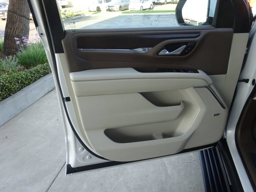 Certified 2022 GMC Yukon XL Denali w/ Max Trailering Package AWD/4WD image 25