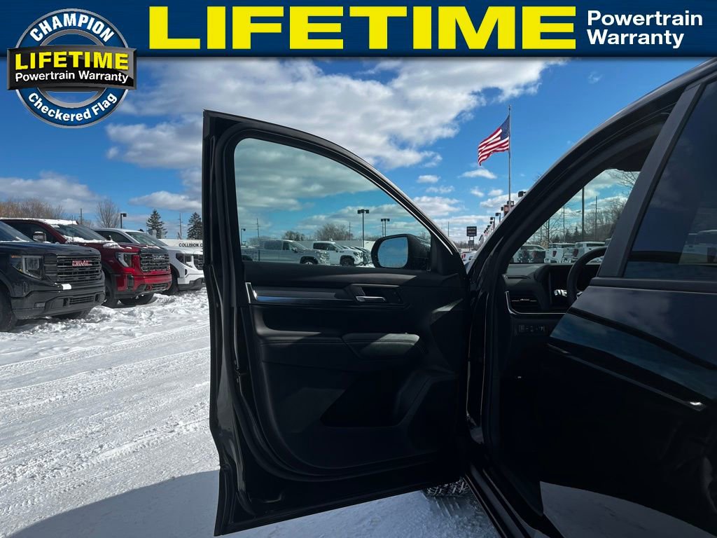 Used 2026 GMC Terrain Elevation image 14