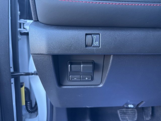 New 2026 Chevrolet Colorado Z71 w/ Technology Package image 16