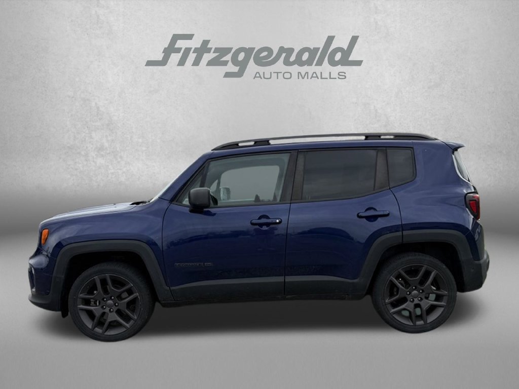 Used 2021 Jeep Renegade Latitude w/ Luxury Group II AWD/4WD image 4