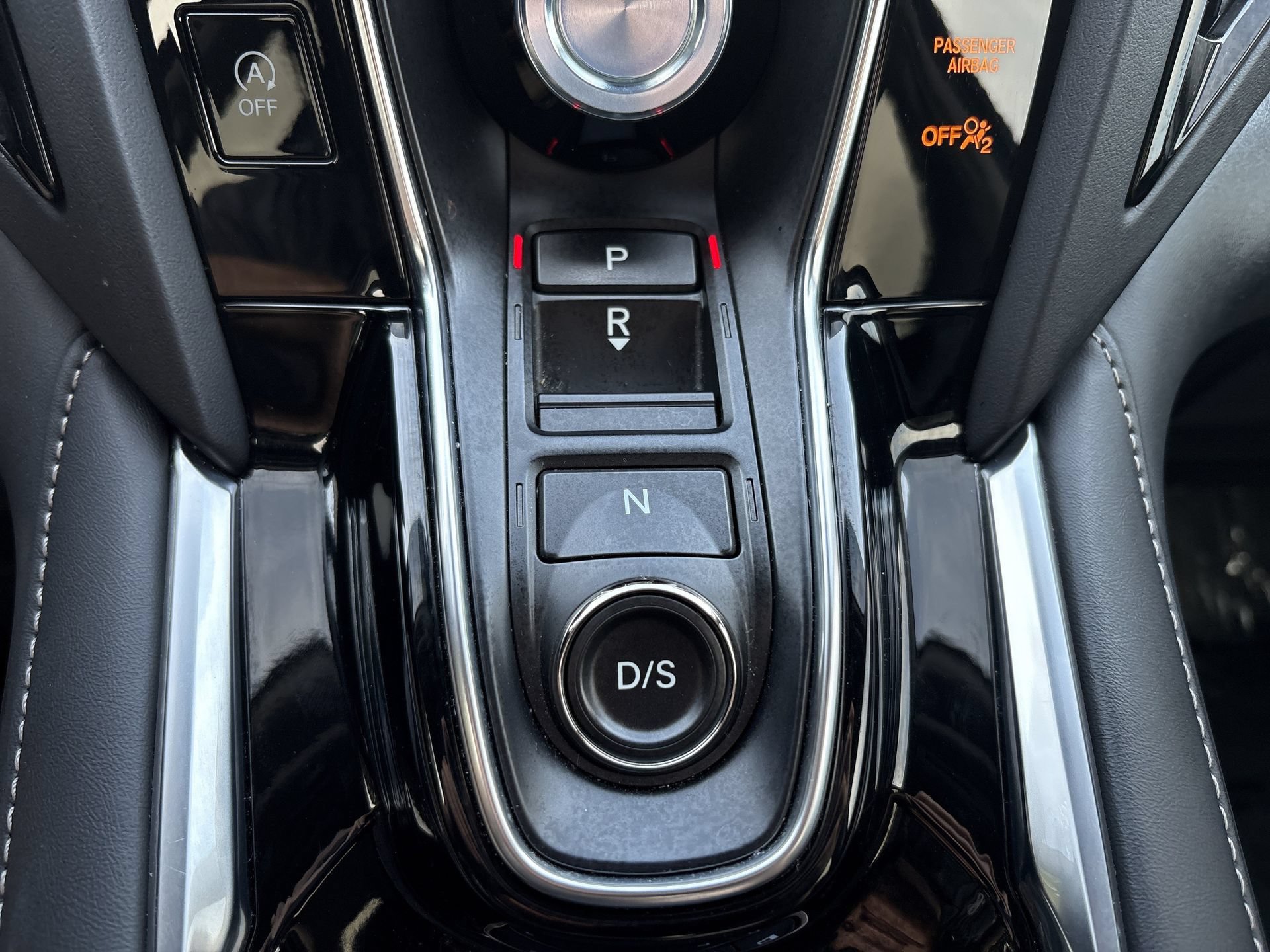 Used 2025 Acura RDX w/ Technology Package AWD/4WD image 9