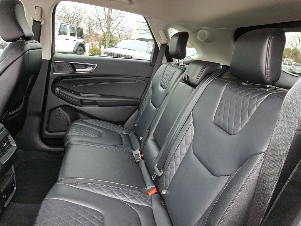 Used 2024 Ford Edge Titanium image 20