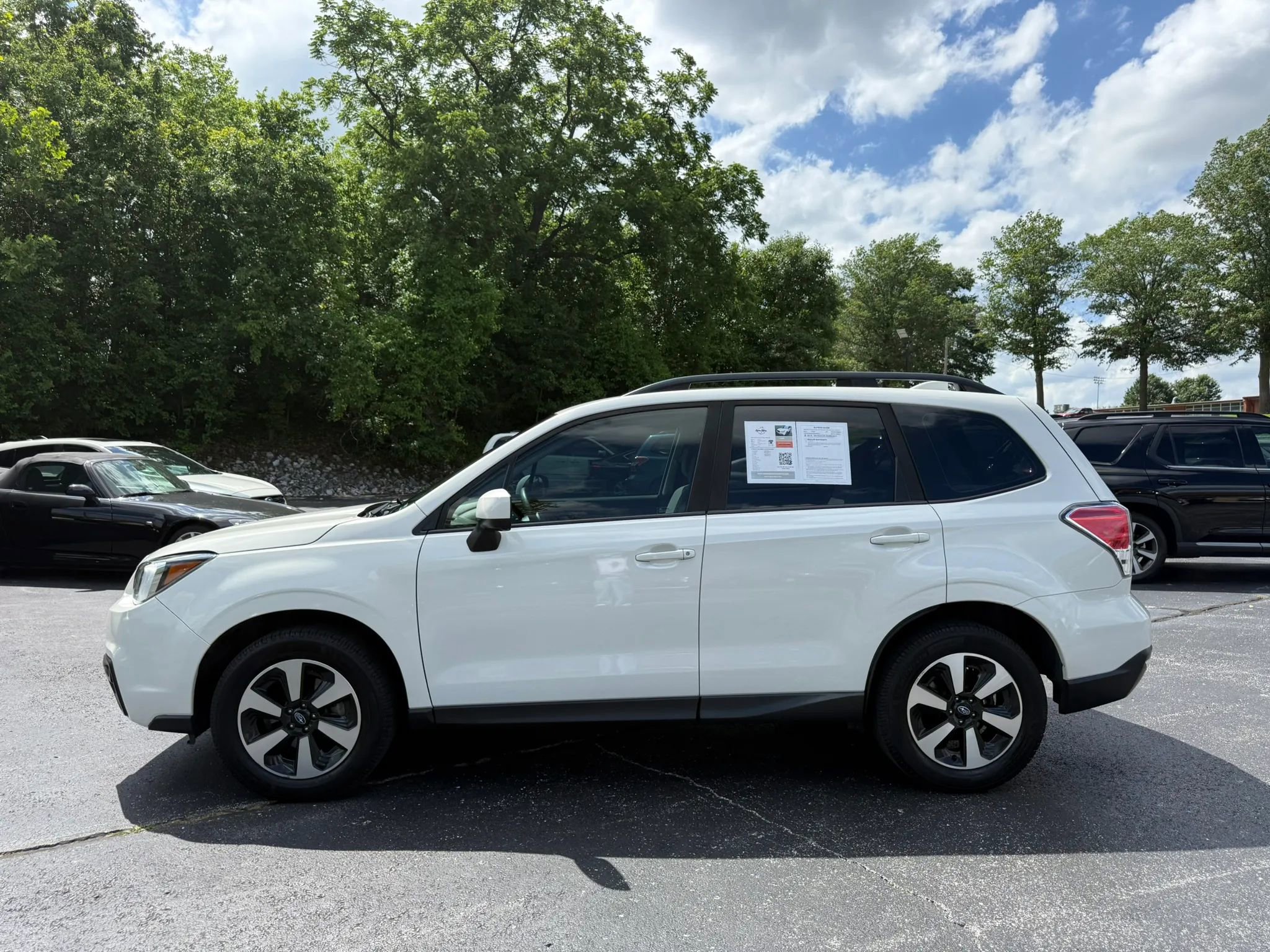 Used 2018 Subaru Forester 2.5i w/ Alloy Wheel Package AWD/4WD image 3