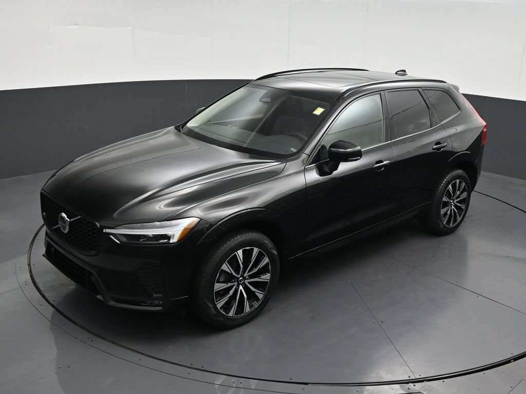 Used 2024 Volvo XC60 B5 Core w/ Protection Package Premier AWD/4WD image 15