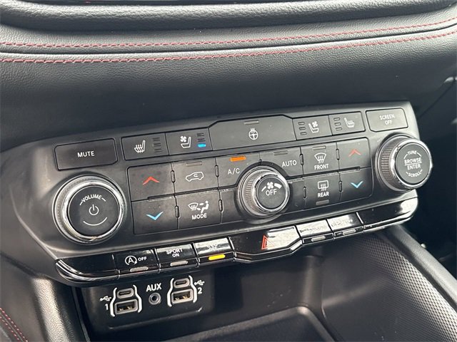 Certified 2023 Dodge Durango GT image 28