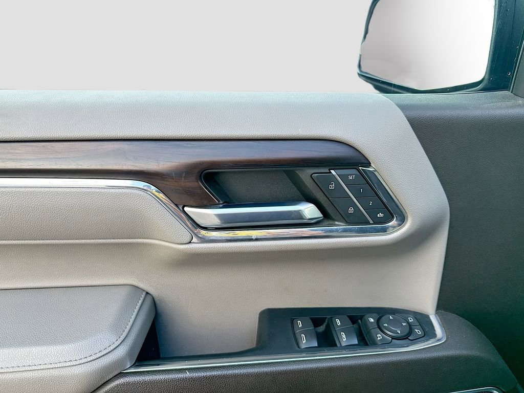 Used 2023 GMC Sierra 1500 SLT AWD/4WD image 9