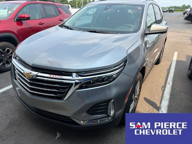 Used 2023 Chevrolet Equinox Premier AWD/4WD image 1