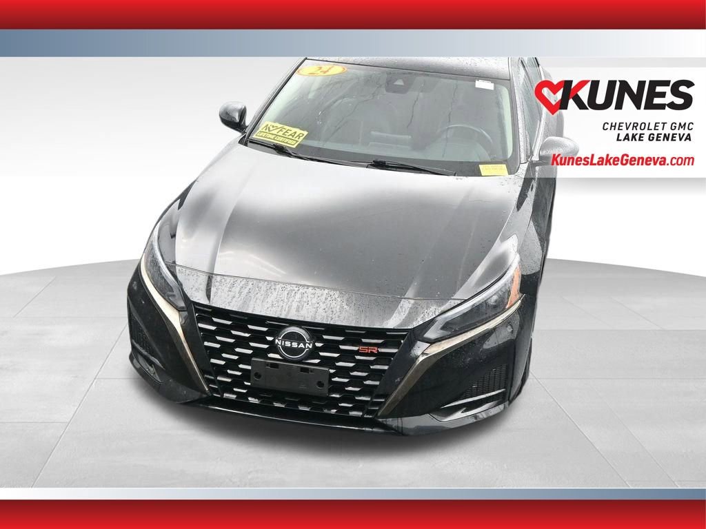 Used 2024 Nissan Altima 2.5 SR FWD image 33