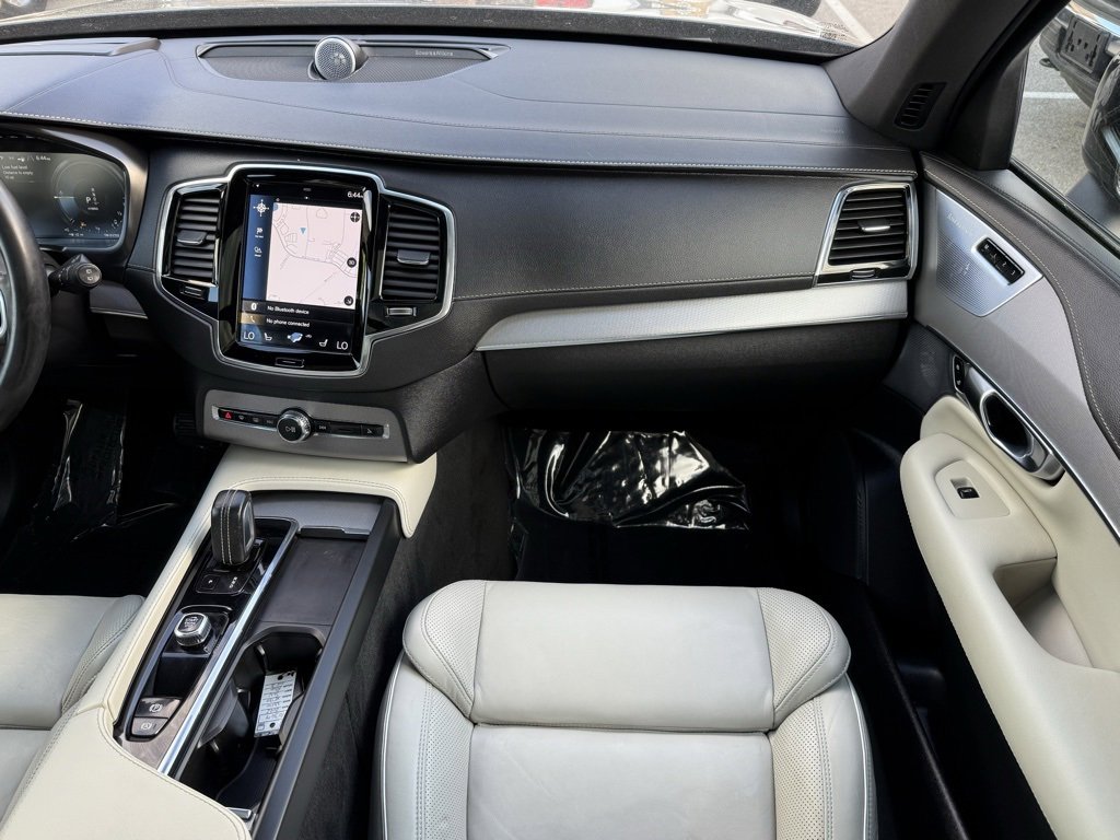 Used 2022 Volvo XC90 T8 R-Design w/ Advanced Package image 24