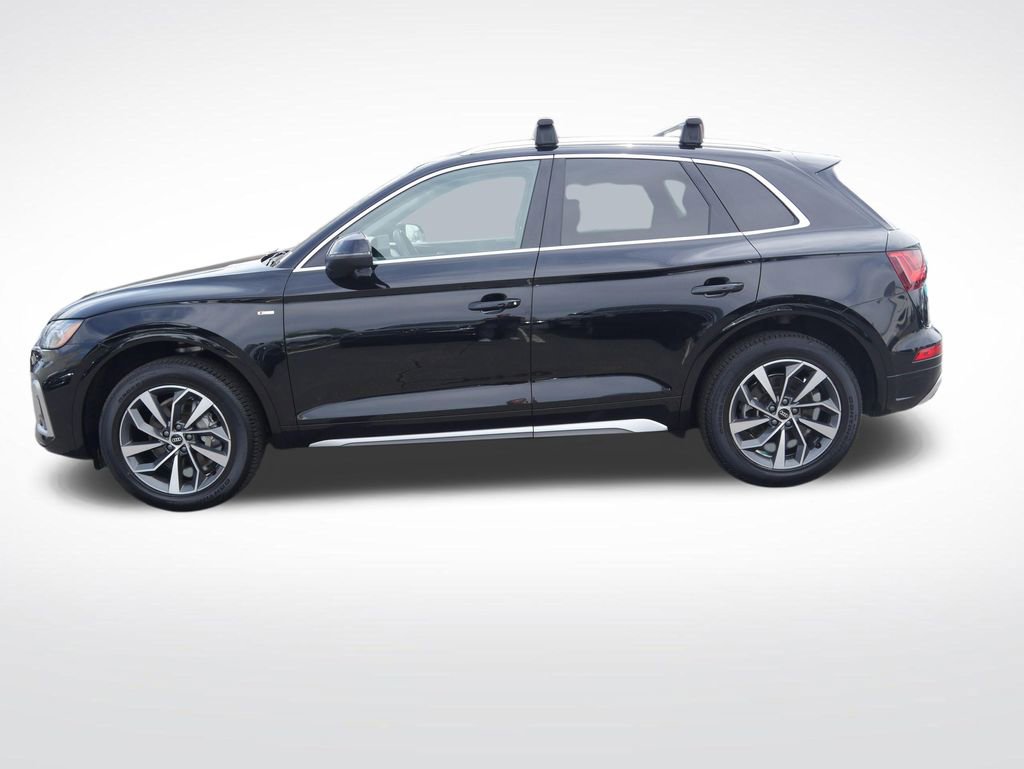 Certified 2023 Audi Q5 2.0T Premium Plus w/ Premium Plus Package AWD/4WD image 2