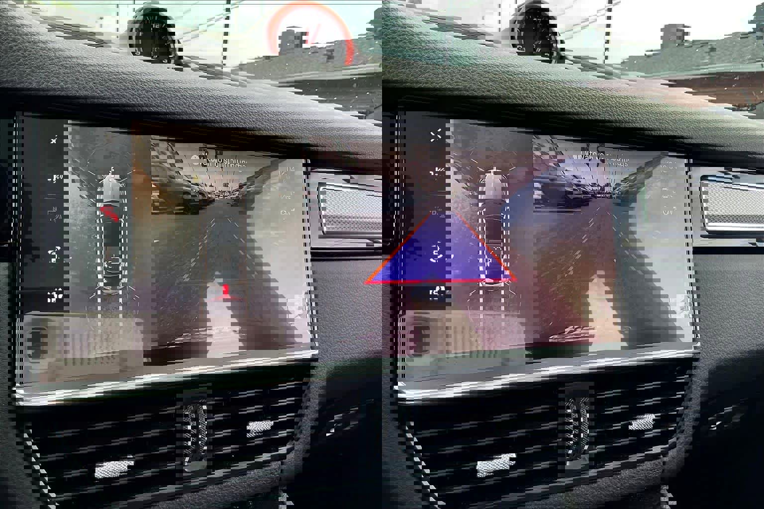 Used 2023 Porsche Cayenne Coupe image 21