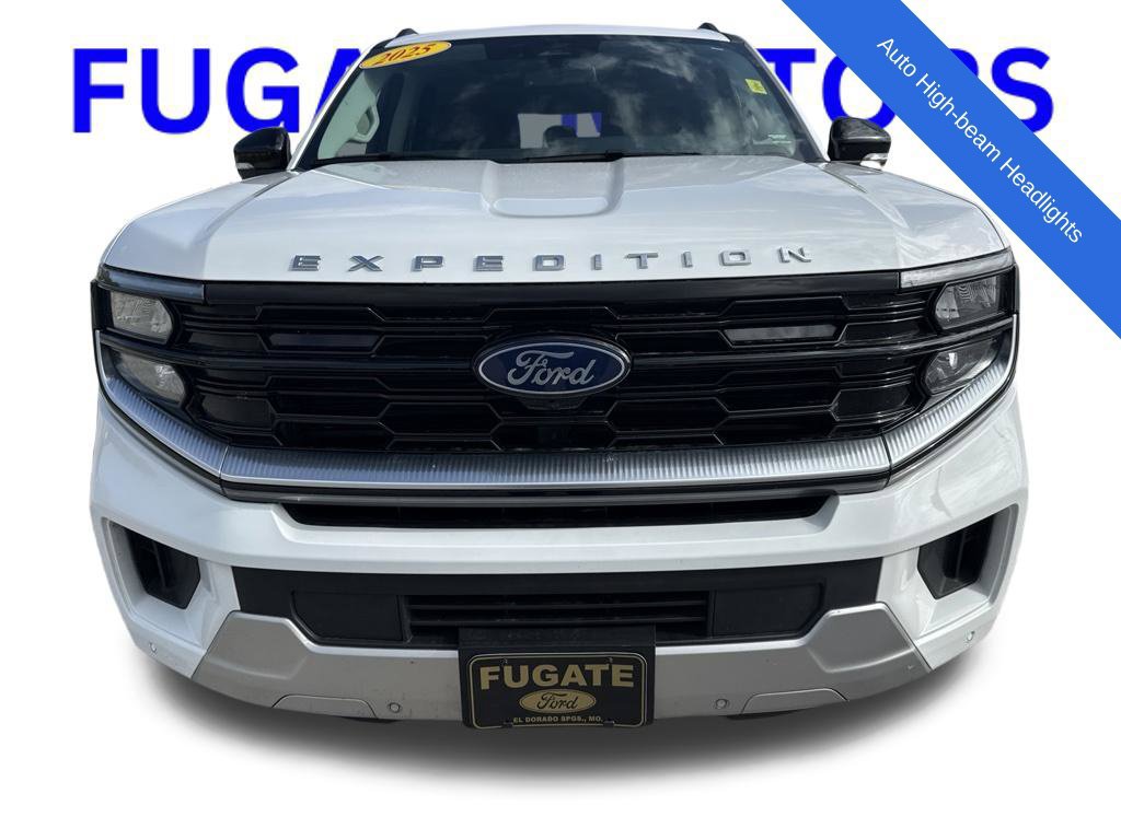Used 2025 Ford Expedition Max Platinum AWD/4WD image 12