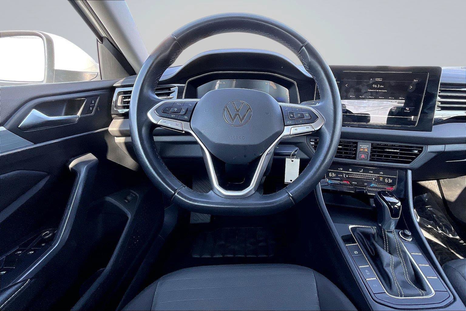 Used 2025 Volkswagen Jetta S FWD image 6