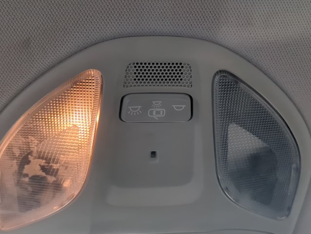 Used 2018 Hyundai Santa Fe Sport FWD image 21
