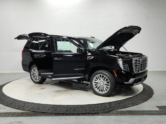 New 2027 GMC Yukon Denali w/ Sun & Power Step Package AWD/4WD image 10