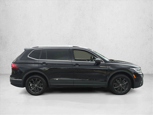 Used 2024 Volkswagen Tiguan SE FWD image 4
