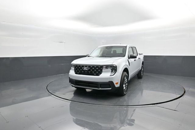 New 2026 Ford Maverick XLT image 3
