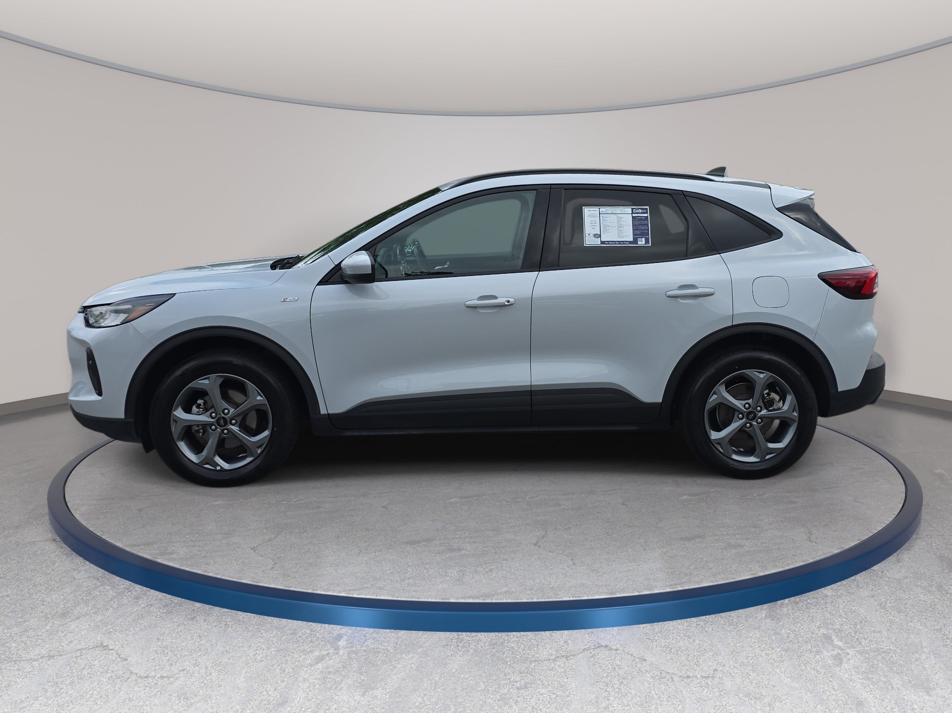 Used 2025 Ford Escape ST-Line Select AWD/4WD image 8