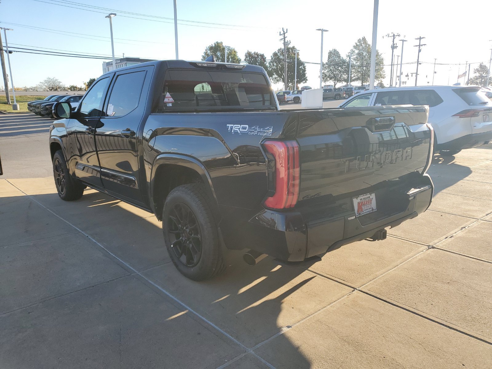 New 2026 Toyota Tundra Platinum w/ TRD Off-Road Package AWD/4WD image 3