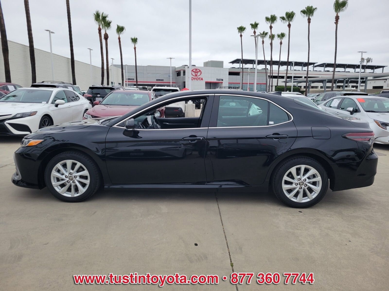 Certified 2024 Toyota Camry LE FWD image 7