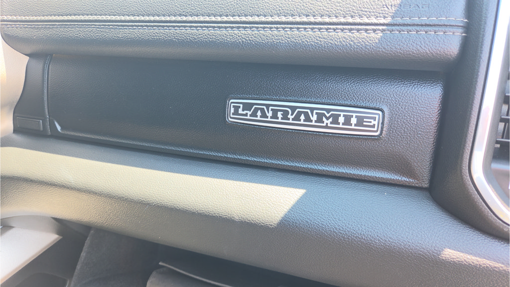 Used 2019 RAM 1500 Laramie w/ Sport Appearance Package AWD/4WD image 47