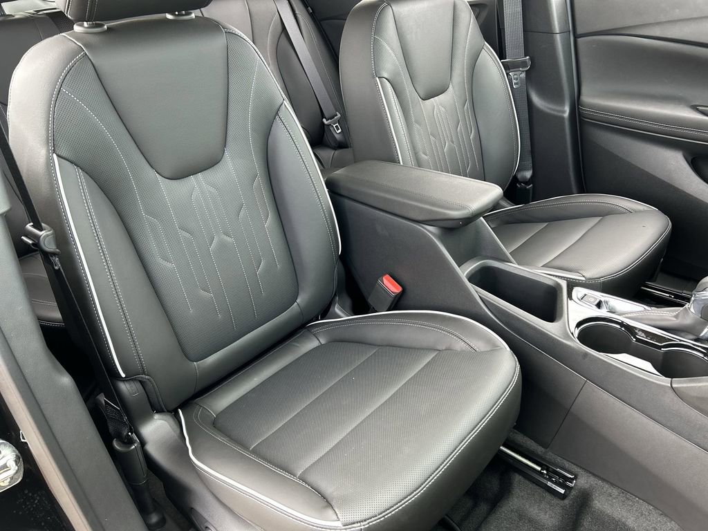 New 2026 Buick Encore GX Avenir w/ Avenir Technology Package FWD image 28