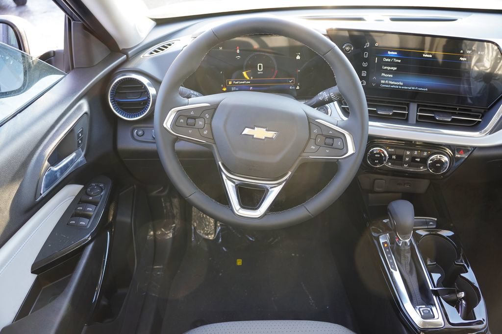 New 2026 Chevrolet Trax LT w/ Driver Confidence Package FWD image 12