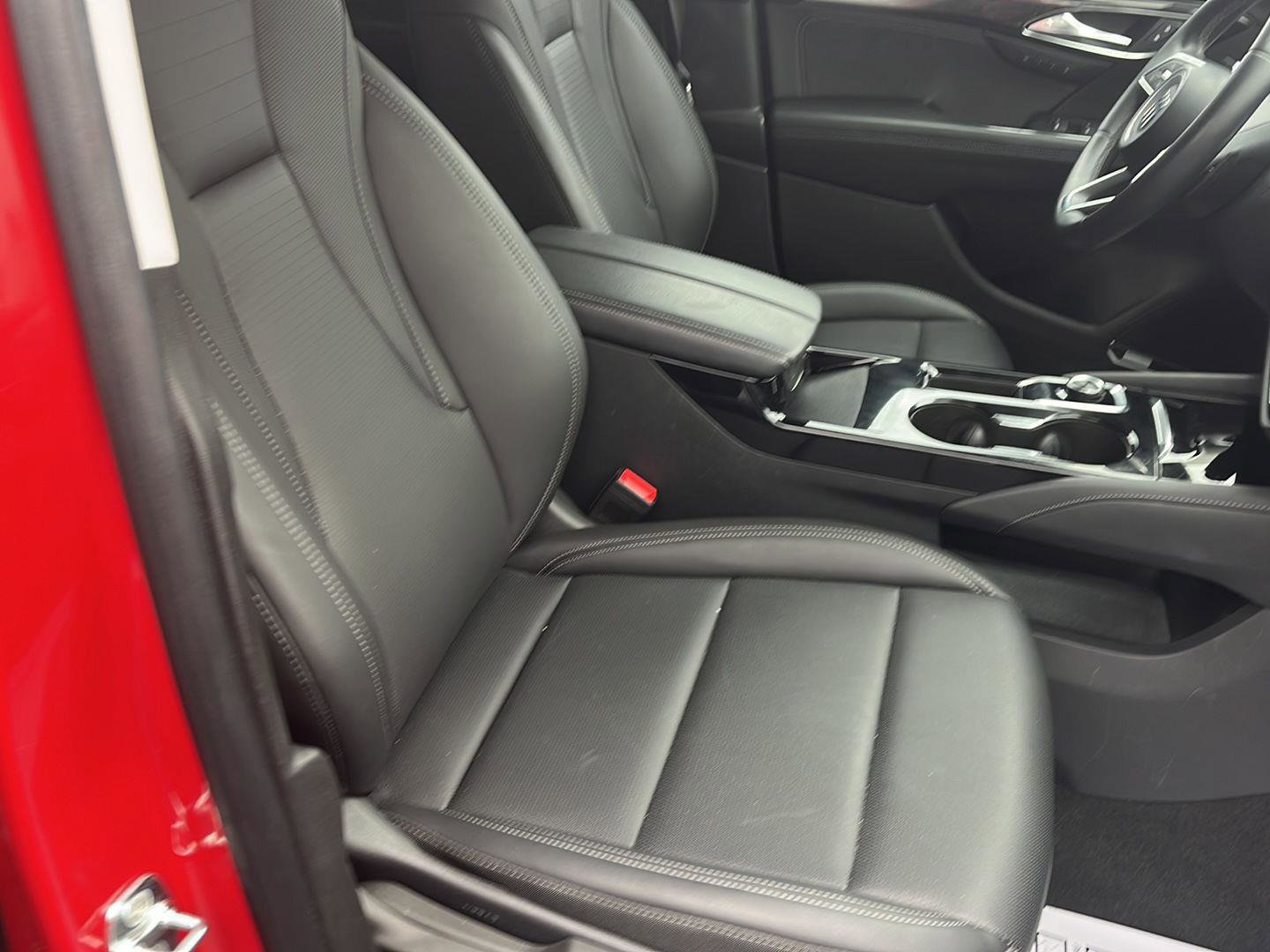 Used 2025 Buick Envision Preferred image 30