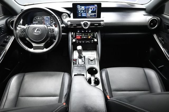 Used 2022 Lexus IS 300 w/ Premium Package RWD image 10