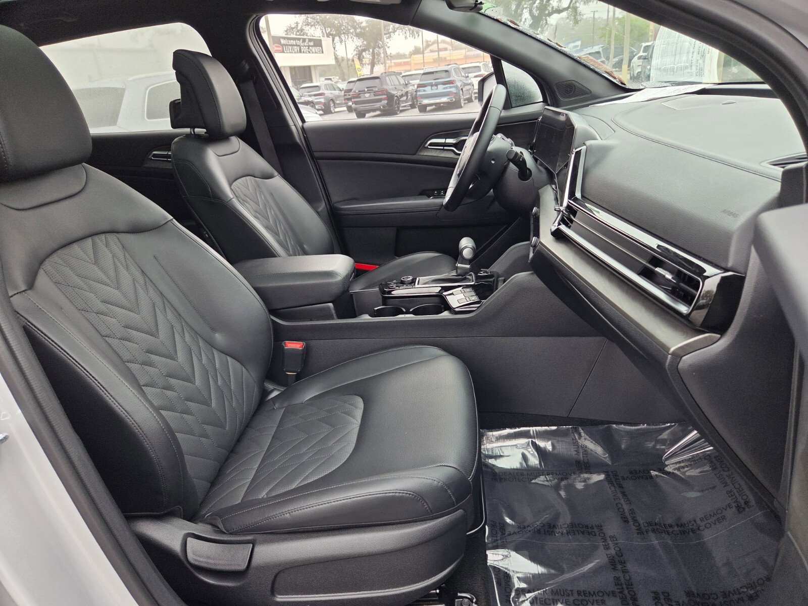 Used 2025 Kia Sportage X-Line w/ Premium Package image 17