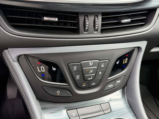 Used 2020 Buick Envision Essence w/ Experience Buick Package AWD/4WD image 33