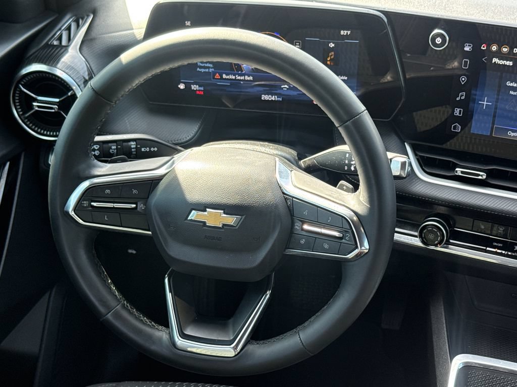 Used 2025 Chevrolet Equinox LT w/ Safety and Technology Package FWD image 13