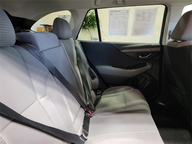 Used 2022 Subaru Outback Premium image 16