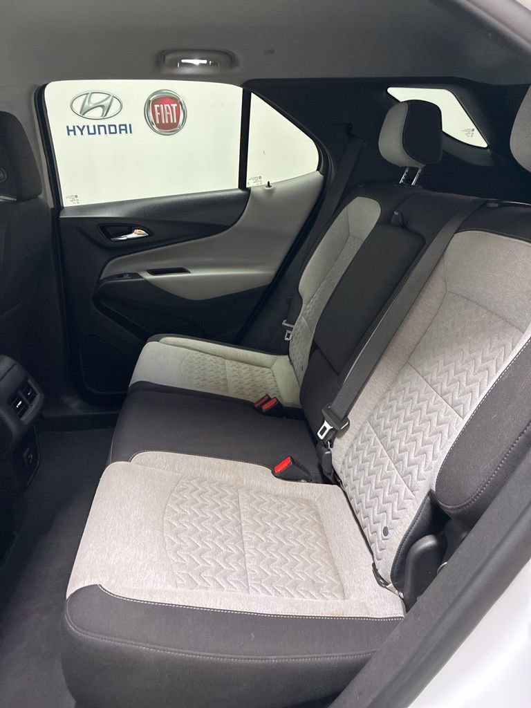 Used 2022 Chevrolet Equinox LS w/ LS Convenience Package AWD/4WD image 22