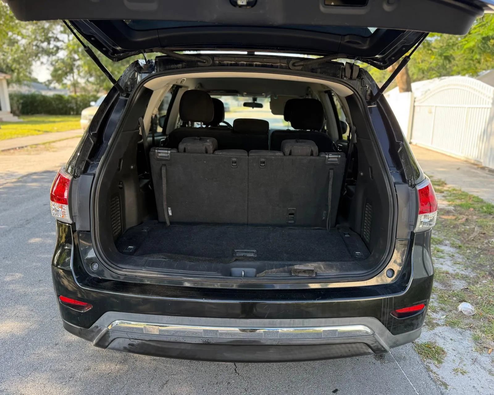 Used 2015 Nissan Pathfinder S FWD image 7