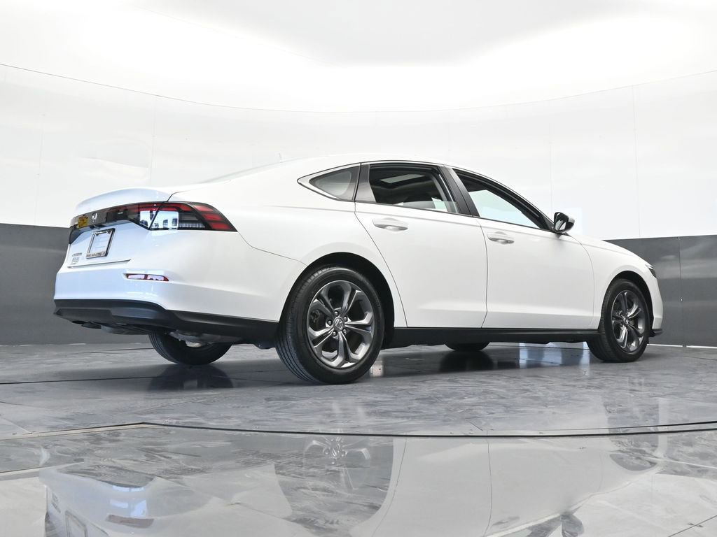 Used 2023 Honda Accord EX image 61