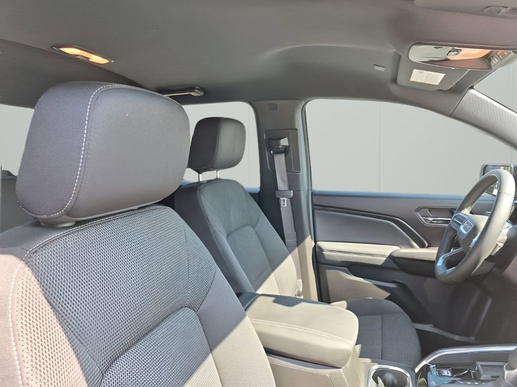 Used 2024 GMC Canyon Elevation image 15