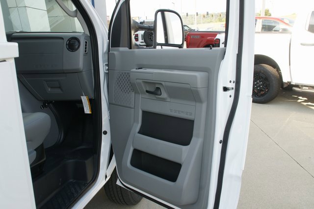 New 2026 Ford E-350 and Econoline 350 Super Duty w/ Power Equipment Group image 14