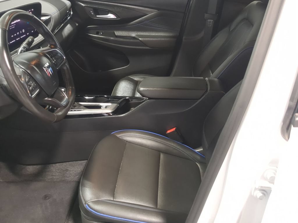 Used 2025 Buick Envista Sport Touring w/ Convenience I Package FWD image 20