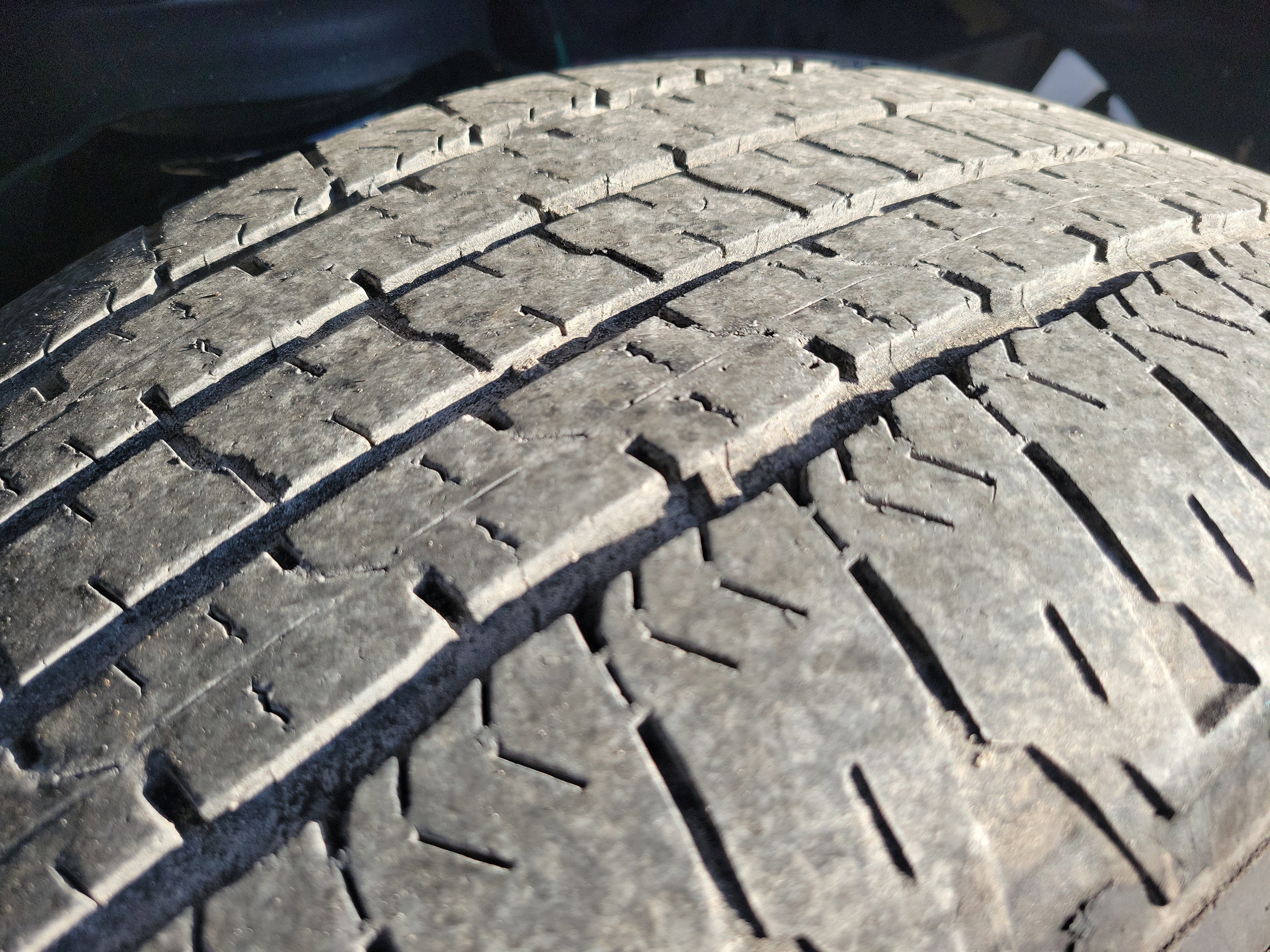 Used 2024 RAM 1500 Laramie image 9