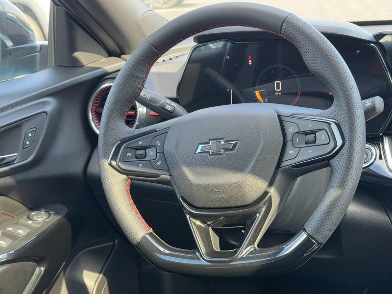 New 2026 Chevrolet Trax RS w/ Sunroof Package image 25