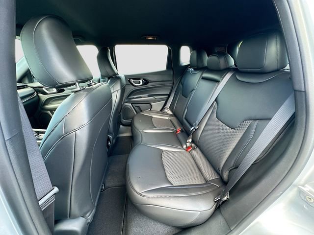 New 2026 Jeep Compass Latitude image 16