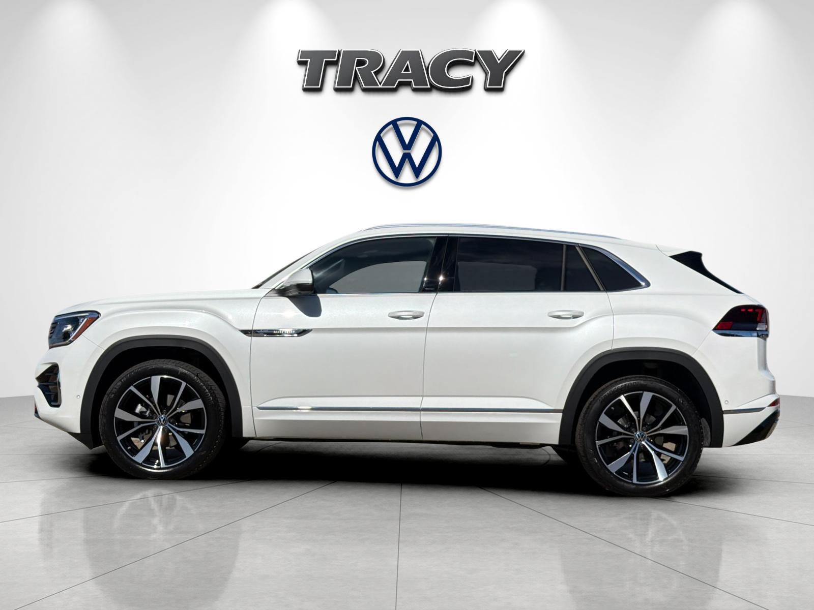 New 2026 Volkswagen Atlas Cross Sport SEL Premium R-Line AWD/4WD image 7