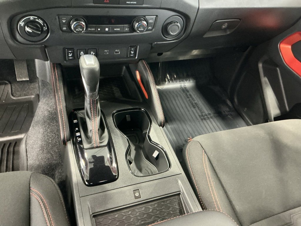 Used 2023 Nissan Frontier PRO-4X w/ Pro Convenience Package image 19