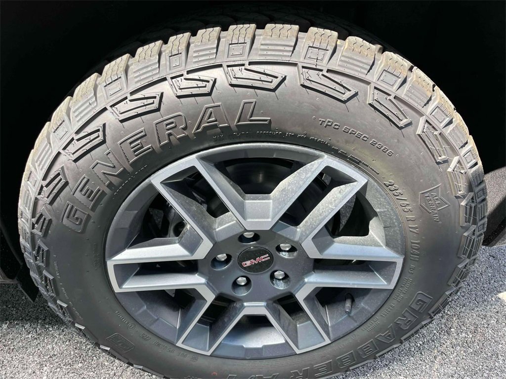 New 2026 GMC Terrain AT4 w/ LPO, Floor Liner Package image 11
